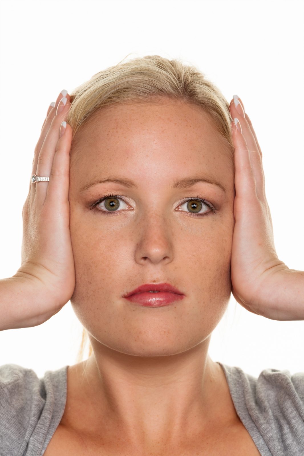 Zvonjenje v ušesih ali tinitus ni bolezen